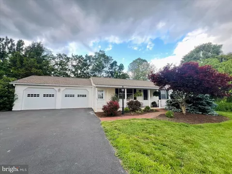 1403 Greble Rd, Myerstown, PA 17067