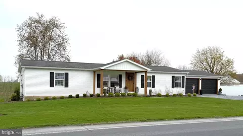 343 N Locust St, Myerstown, PA 17067