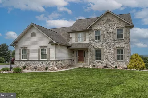 9 Beckleys Cor, Lebanon, PA 17042