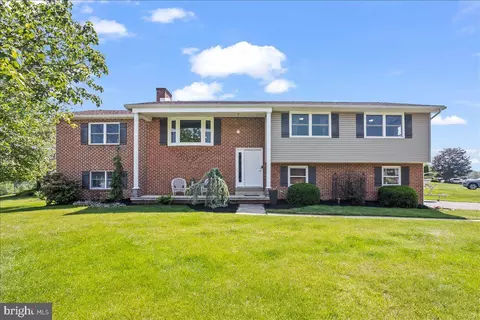 1780 Ashton Dr, Lebanon, PA 17046