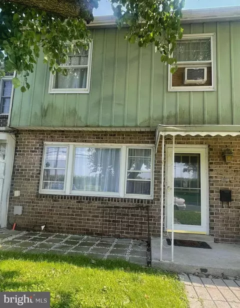 206 Maple St, Lebanon, PA 17046