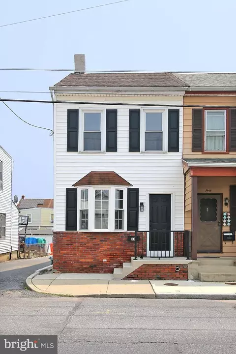 38 Guilford St, Lebanon, PA 17046