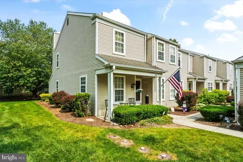 1417 Cambridge Ct, Palmyra, PA 17078