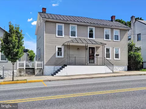 161 W Market St, Jonestown, PA 17038