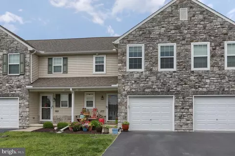 577 Brookwood Dr, Palmyra, PA 17078
