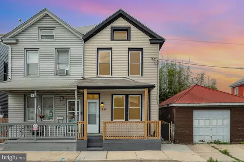 133 E Scull St, Lebanon, PA 17046