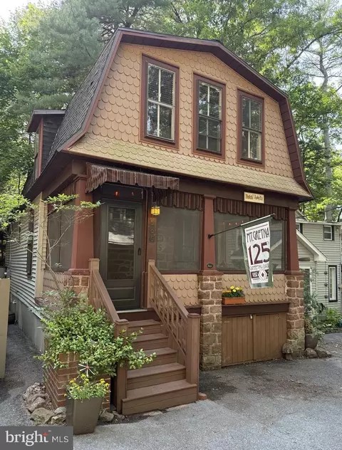 508 5th St, Mount Gretna, PA 17064