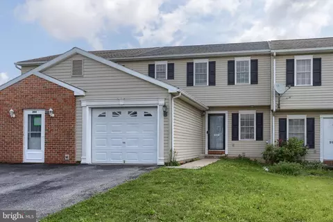 206 Lighthouse Dr, Jonestown, PA 17038