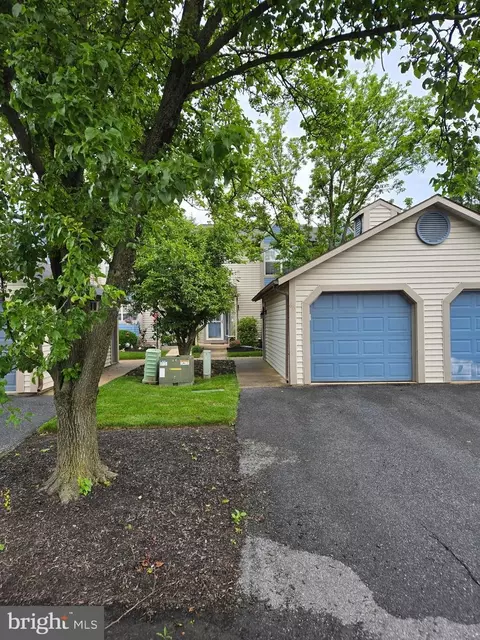 66 Shady Ln, Annville, PA 17003