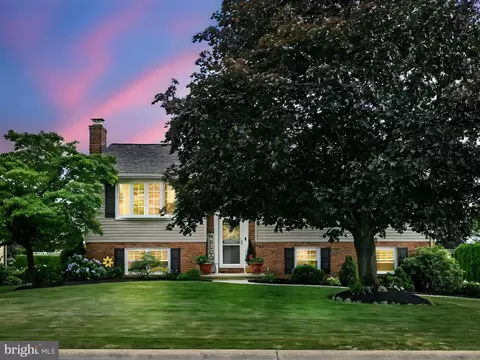 1134 Sun Dr, Lebanon, PA 17046