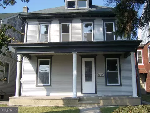 11 Maple St, Lebanon, PA 17046