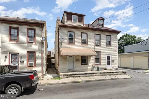 1127 Brandywine St, Lebanon, PA 17046