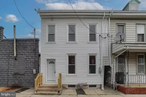 829 Scull St, Lebanon, PA 17046