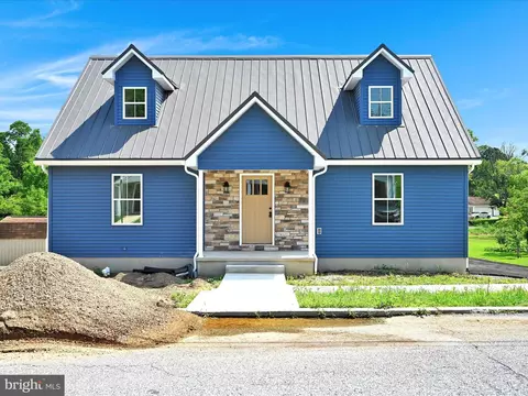 590 Reinoehl St, Lebanon, PA 17046