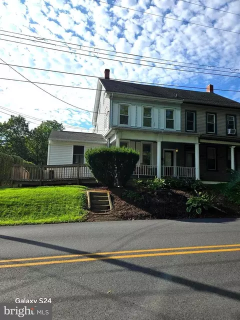214 E Maple St, Lebanon, PA 17046