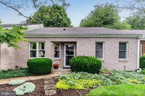 36 Woodland Ests, Lebanon, PA 17042