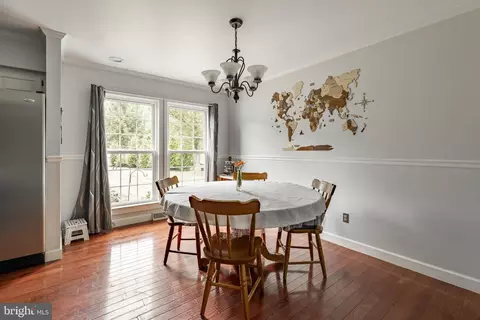 Dining - 400 E Patrick Rd, Palmyra, PA 17078 photo 5 of 6
