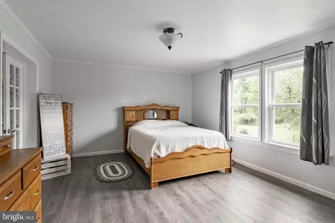 Bedroom - 400 E Patrick Rd, Palmyra, PA 17078 photo 1 of 7