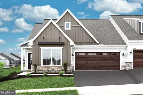 501 Stone Gate Blvd, Annville, PA 17003