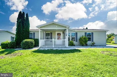 69 Bauer Dr, Lebanon, PA 17046