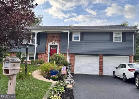 830 W Elm St, Palmyra, PA 17078