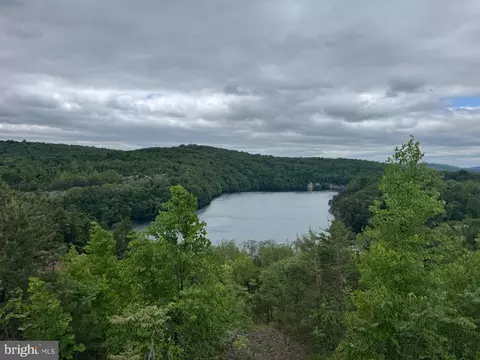 101 Charcoal Way, Lebanon, PA 17042