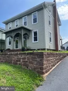 334 S Market St, Schaefferstown, PA 17088