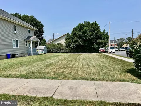 0 Ns E Cherry St, Palmyra, PA 17078