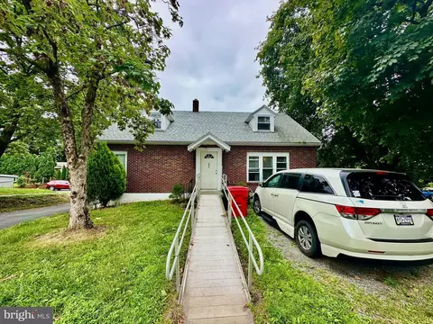 602 E Maple St, Lebanon, PA 17046