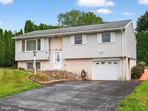 585 Cherry St, Lebanon, PA 17046