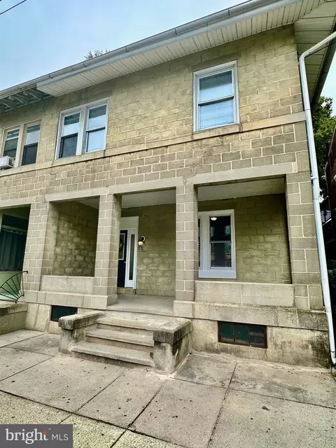 363 N 9th St, Lebanon, PA 17046