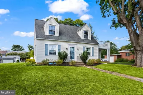 331 W Sheridan Ave, Annville, PA 17003