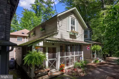 204 Weaver Ave L-0006, Mount Gretna, PA 17064