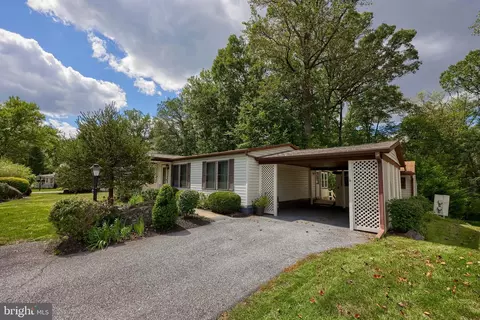222 Maple Ave, Manheim, PA 17545 photo 7