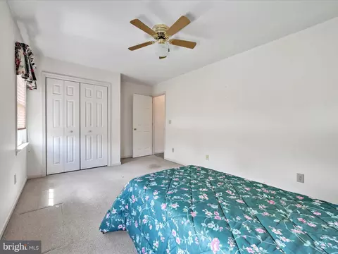 Bedroom - 317 Juniper St, Lebanon, PA 17042 photo 4 of 6