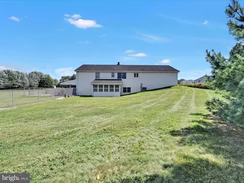 Exterior - 317 Juniper St, Lebanon, PA 17042 photo 9 of 10