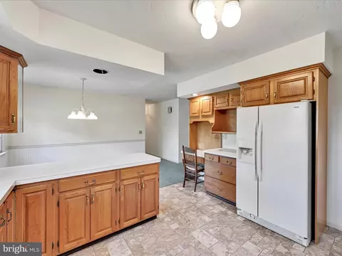Kitchen - 317 Juniper St, Lebanon, PA 17042 photo 6 of 6