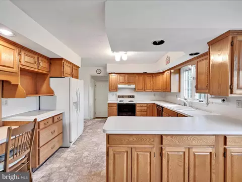 Kitchen - 317 Juniper St, Lebanon, PA 17042 photo 1 of 6