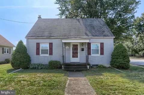 248 W Oak St, Palmyra, PA 17078