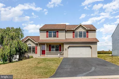 14 Mayflower Dr, Jonestown, PA 17038