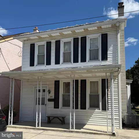 134 N Railroad St, Annville, PA 17003