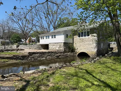 535 S Mill St, Lebanon, PA 17042