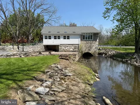 535 S Mill St, Lebanon, PA 17042