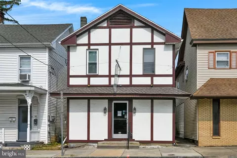 26 N Railroad St, Palmyra, PA 17078