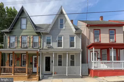 405 S 6th St, Lebanon, PA 17042