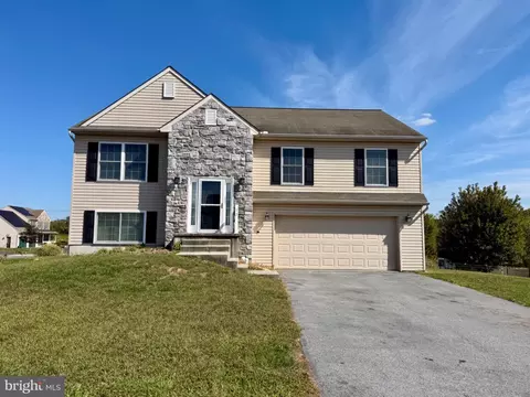 12 Oldfield Ave #27, Jonestown, PA 17038