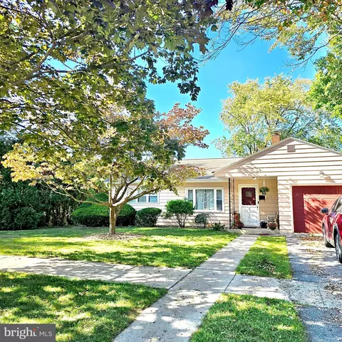 627 E Birch St, Palmyra, PA 17078