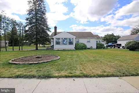 537 State Dr, Lebanon, PA 17042