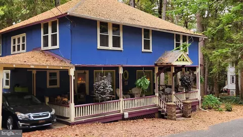 506 3rd St, Mount Gretna, PA 17064