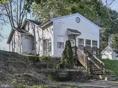 1734 Thompson Ave, Annville, PA 17003